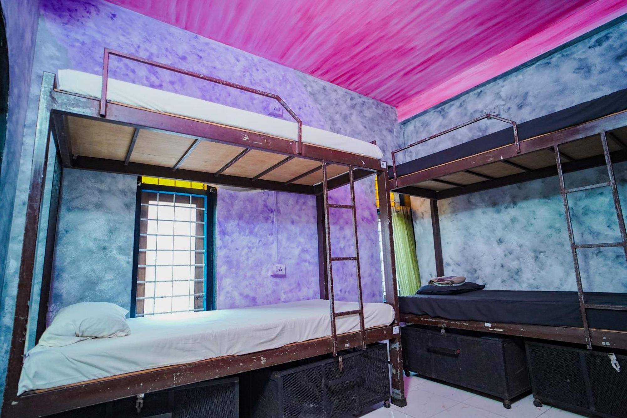 Santa Maria Hostel Munroe Island Mundrothuruth Extérieur photo